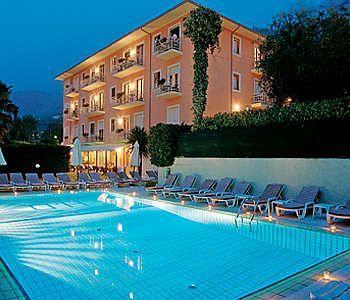 Hotel Diana 3*